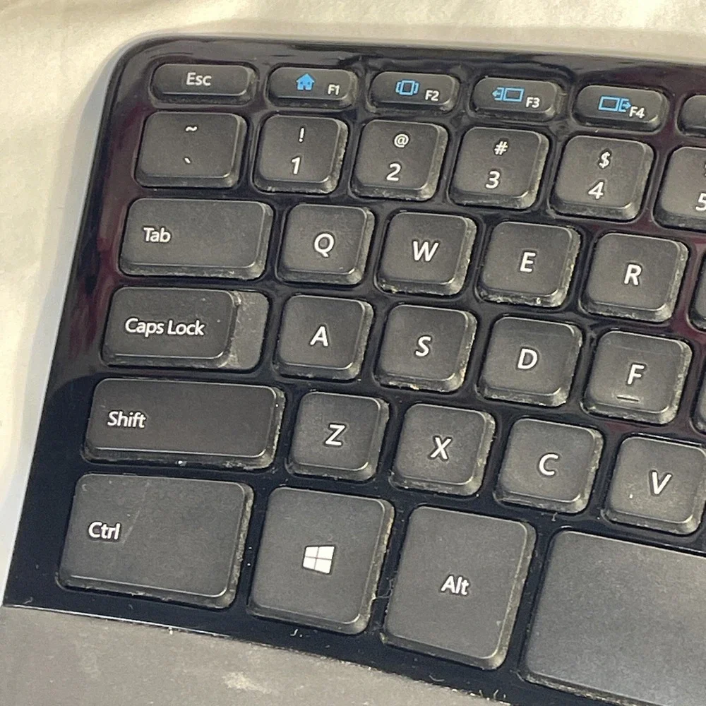 Microsoft Sculpt Ergonomic Desktop KEYBOARD Model 1559 No USB Dongle Not Tested